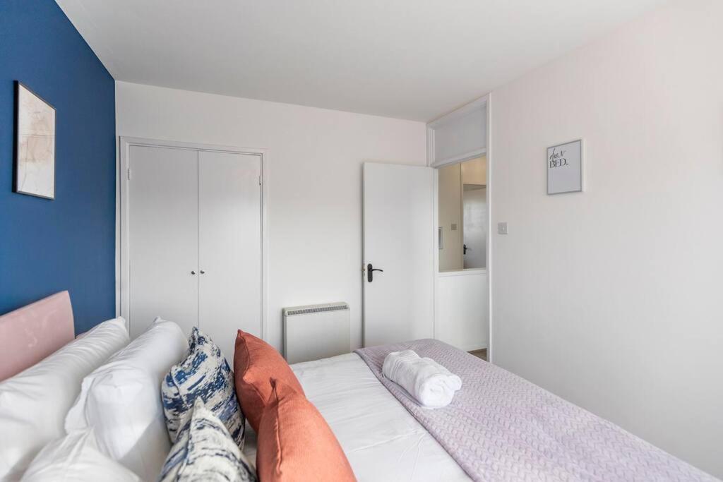 Апартаменты Shard View 2Br Next Tower Bridge Лондон Экстерьер фото