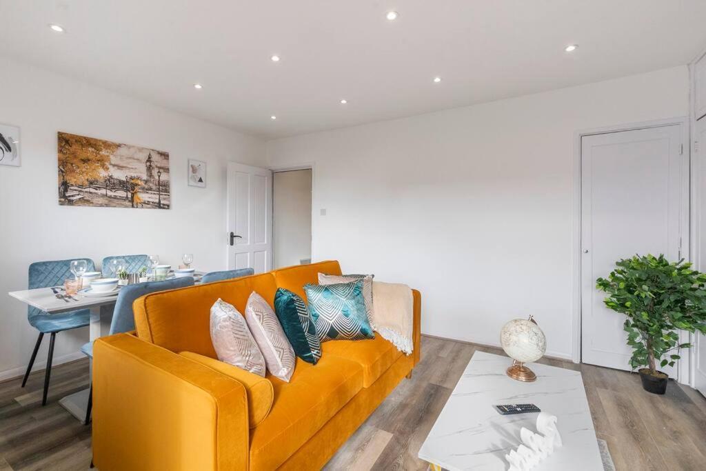 Апартаменты Shard View 2Br Next Tower Bridge Лондон Экстерьер фото